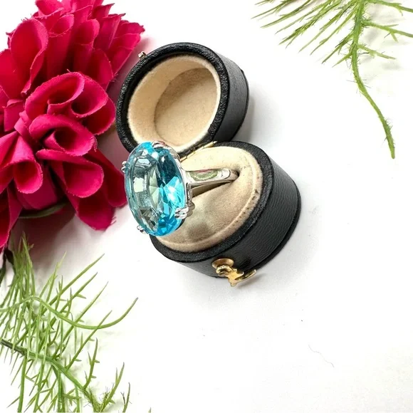 NEW⚜️Teal Faceted Glass Crystal Cocktail Ring - Picture 3 of 6